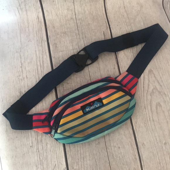 KAVU Spectator Belt Bag Polyester Hip Fanny Pack - Picture 3 of 8